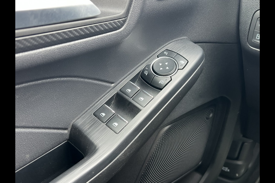 Ford Kuga Plug-In Hybrid ST-Line X PANODAK! WINTERPACK!