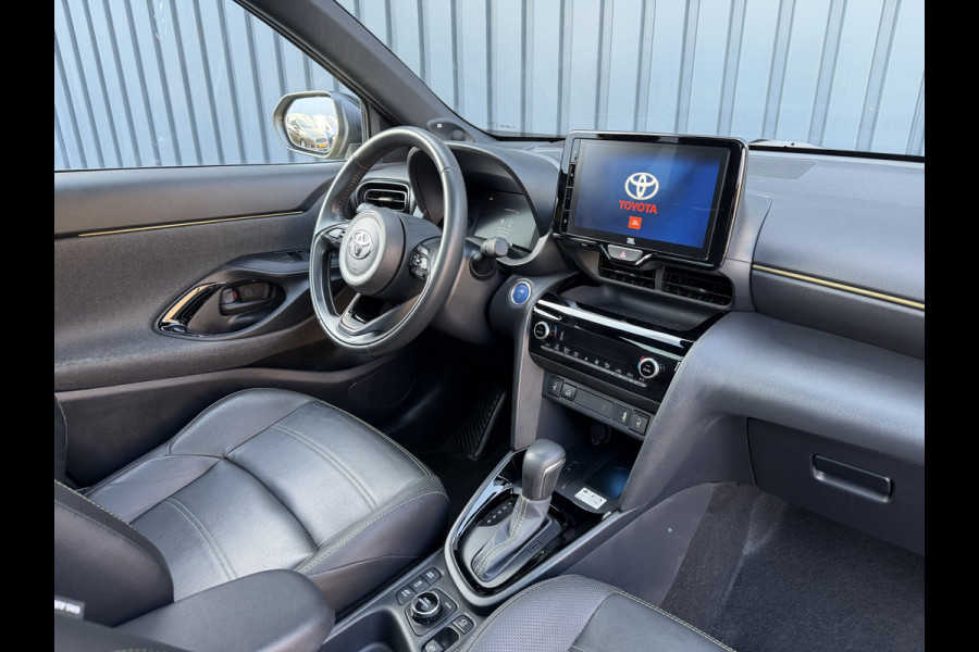 Toyota Yaris Cross 1.5 Hybrid AWD Launch Edition | Pano dak | Vol leer | Head-up | JBL | 10 jr GARANTIE | Rijklaar!!!