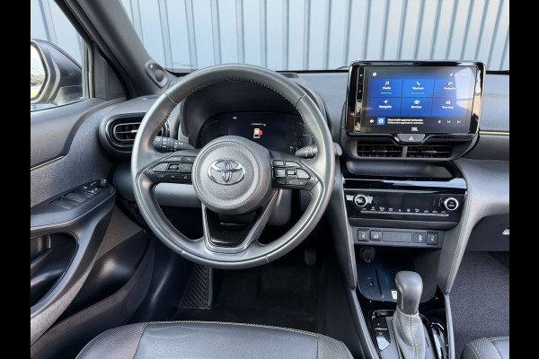 Toyota Yaris Cross 1.5 Hybrid AWD Launch Edition | Pano dak | Vol leer | Head-up | JBL | 10 jr GARANTIE | Rijklaar!!!