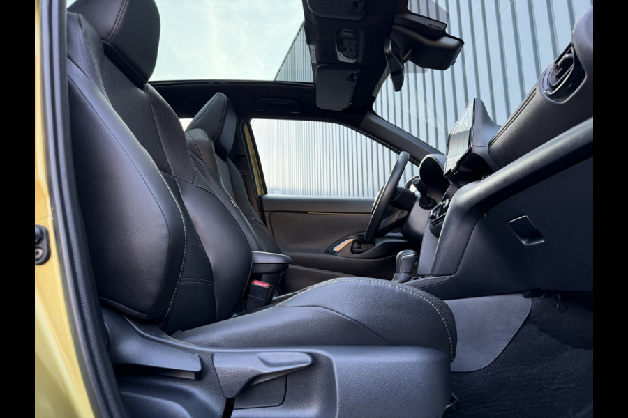 Toyota Yaris Cross 1.5 Hybrid AWD Launch Edition | Pano dak | Vol leer | Head-up | JBL | 10 jr GARANTIE | Rijklaar!!!
