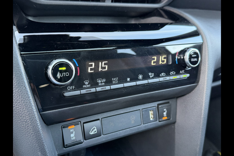 Toyota Yaris Cross 1.5 Hybrid AWD Launch Edition | Pano dak | Vol leer | Head-up | JBL | 10 jr GARANTIE | Rijklaar!!!