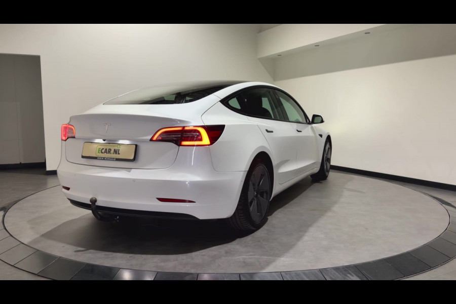 Tesla Model 3 Standard RWD Plus 60 kWh | Panoramadak | zwart leer | ACC