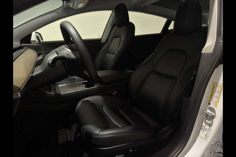 Tesla Model 3 Standard RWD Plus 60 kWh | Panoramadak | zwart leer | ACC