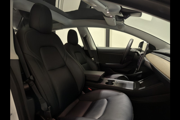 Tesla Model 3 Standard RWD Plus 60 kWh | Panoramadak | zwart leer | ACC