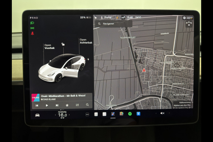 Tesla Model 3 Standard RWD Plus 60 kWh | Panoramadak | zwart leer | ACC