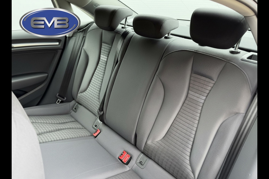 Audi A3 Limousine 1.5 TFSI 150 pk AUTOMAAT CoD Design Pro Line Plus, stoelverwarming,sportinterieur, climaat cont, parkeersensoren