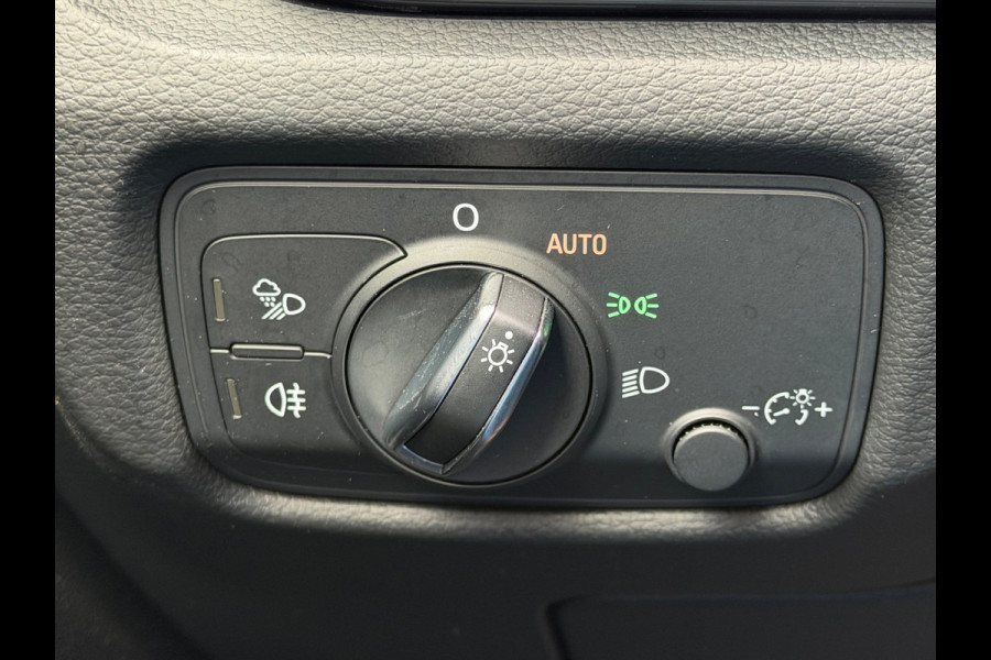 Audi A3 Limousine 1.5 TFSI 150 pk AUTOMAAT CoD Design Pro Line Plus, stoelverwarming,sportinterieur, climaat cont, parkeersensoren