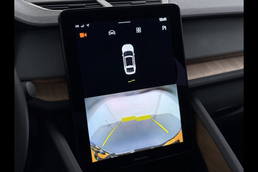 Polestar 2 Long Range Dual Motor Launch Ed. 78kWh 408PK Adap.Cruise Trekhaak Leder Panoramadak Harman&Kardon®-Audio BlindSpot 360°Camera St Keyless Draadloos Tel. Opladen Elek.Stoelen+Memory Elek.Achterklep Road-SIgn Info Lane Keeping Aid Ecc Pdc Lmv 19" Led Bluetooth 1e Eigenaar Dealeronderhouden 1.500KG Trekgewicht Zeer compleet
