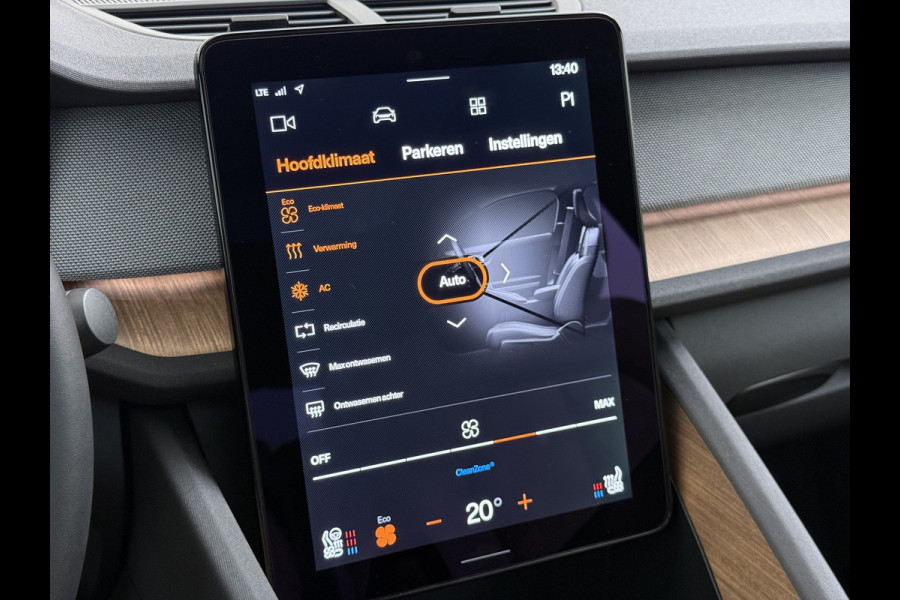 Polestar 2 Long Range Dual Motor Launch Ed. 78kWh 408PK Adap.Cruise Trekhaak Leder Panoramadak Harman&Kardon®-Audio BlindSpot 360°Camera St Keyless Draadloos Tel. Opladen Elek.Stoelen+Memory Elek.Achterklep Road-SIgn Info Lane Keeping Aid Ecc Pdc Lmv 19" Led Bluetooth 1e Eigenaar Dealeronderhouden 1.500KG Trekgewicht Zeer compleet