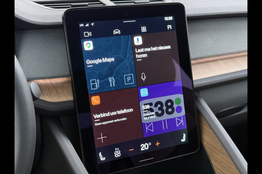 Polestar 2 Long Range Dual Motor Launch Ed. 78kWh 408PK Adap.Cruise Trekhaak Leder Panoramadak Harman&Kardon®-Audio BlindSpot 360°Camera St Keyless Draadloos Tel. Opladen Elek.Stoelen+Memory Elek.Achterklep Road-SIgn Info Lane Keeping Aid Ecc Pdc Lmv 19" Led Bluetooth 1e Eigenaar Dealeronderhouden 1.500KG Trekgewicht Zeer compleet