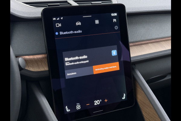 Polestar 2 Long Range Dual Motor Launch Ed. 78kWh 408PK Adap.Cruise Trekhaak Leder Panoramadak Harman&Kardon®-Audio BlindSpot 360°Camera St Keyless Draadloos Tel. Opladen Elek.Stoelen+Memory Elek.Achterklep Road-SIgn Info Lane Keeping Aid Ecc Pdc Lmv 19" Led Bluetooth 1e Eigenaar Dealeronderhouden 1.500KG Trekgewicht Zeer compleet