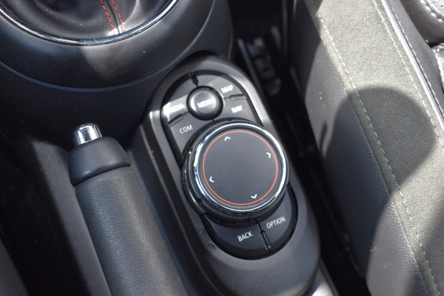 MINI 3-deurs 2.0 John Cooper Works Chili 232pk Leer Navi Automaat