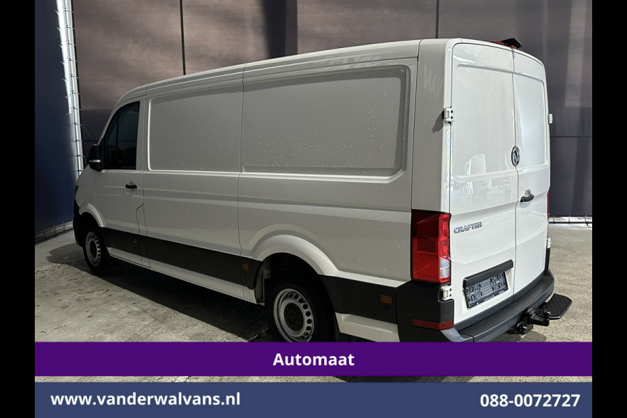 Volkswagen Crafter 2.0 TDI 141pk Automaat L3H2 L2H1 Euro6 Airco | Camera | Apple Carplay | 3000kg Trekhaak | Cruisecontrol Android Auto, Stoelverwarming, Parkeersensoren, Bijrijdersbank