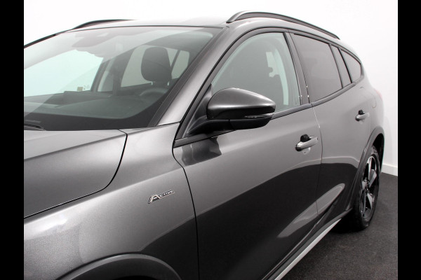 Ford FOCUS Wagon 1.0 EcoBoost 155pk Automaat Active X Navigatie Climate Control Camera Parkeer sensoren B&O Dab Led Lichtmetalen velgen
