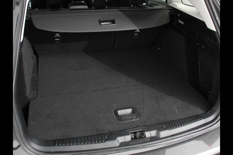 Ford FOCUS Wagon 1.0 EcoBoost 155pk Automaat Active X Navigatie Climate Control Camera Parkeer sensoren B&O Dab Led Lichtmetalen velgen