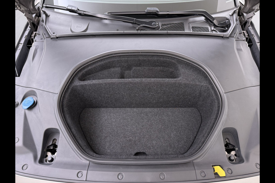 Polestar 2 Long Range Dual Motor Launch Ed. 78kWh 408PK Adap.Cruise Trekhaak Leder Panoramadak Harman&Kardon®-Audio BlindSpot 360°Camera St Keyless Draadloos Tel. Opladen Elek.Stoelen+Memory Elek.Achterklep Road-SIgn Info Lane Keeping Aid Ecc Pdc Lmv 19" Led Bluetooth 1e Eigenaar Dealeronderhouden 1.500KG Trekgewicht Zeer compleet
