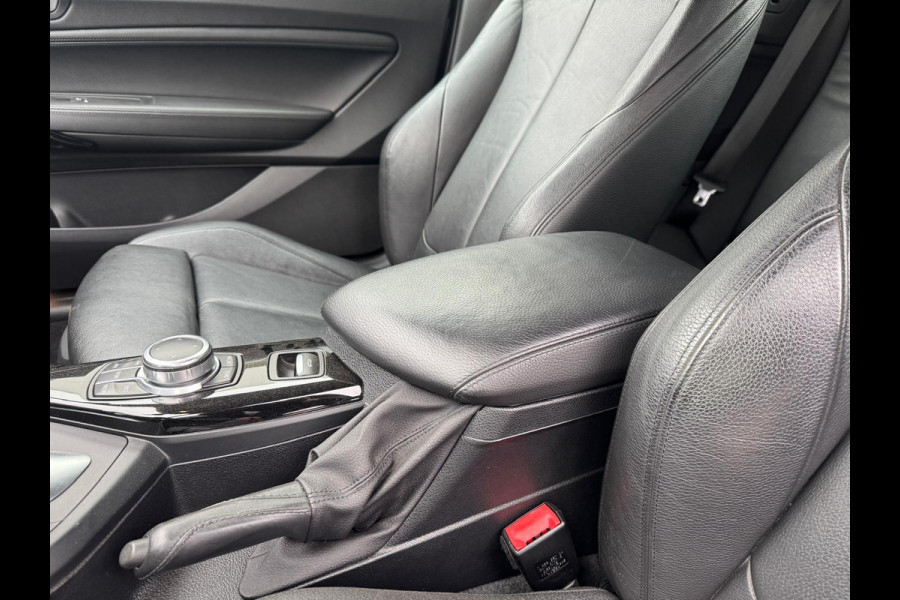 BMW 2 Serie Cabrio 218i High Executive M Sport Pakket, Leder, 18"LMV, Navigatie, Windscherm
