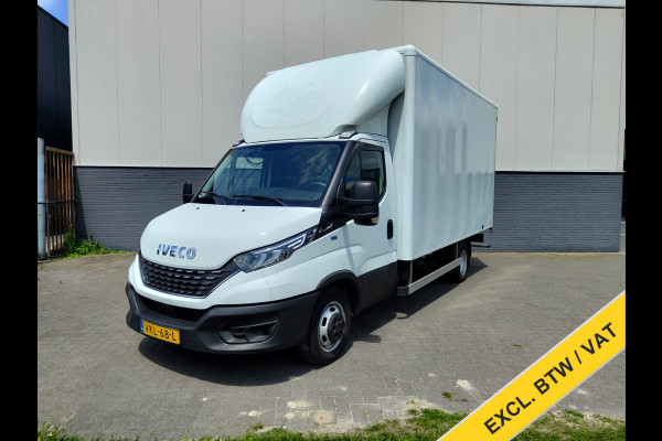 Iveco Daily 35C16H 2.3 410 Automaat Meubelbak 3-Persoons Euro 6 Camera Navi Bluetooth Airco Cruise Control Led Lat om Lat betimmering Achterdeuren 1e Eigenaar Toegestane max. massa voertuig 3500 kg