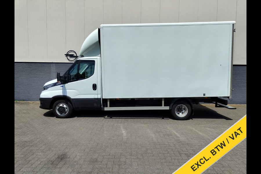 Iveco Daily 35C16H 2.3 410 Automaat Meubelbak 3-Persoons Euro 6 Camera Navi Bluetooth Airco Cruise Control Led Lat om Lat betimmering Achterdeuren 1e Eigenaar Toegestane max. massa voertuig 3500 kg