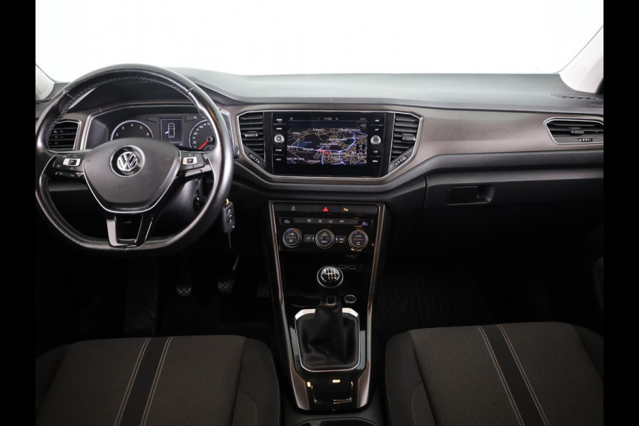 Volkswagen T-Roc 1.0 TSI 115PK | ECC airco | Parkeersensoren | Extra getint glas