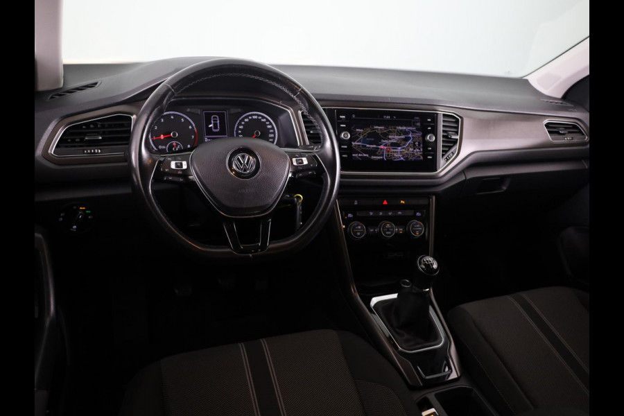 Volkswagen T-Roc 1.0 TSI 115PK | ECC airco | Parkeersensoren | Extra getint glas