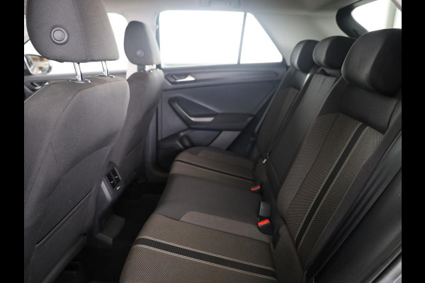 Volkswagen T-Roc 1.0 TSI 115PK | ECC airco | Parkeersensoren | Extra getint glas