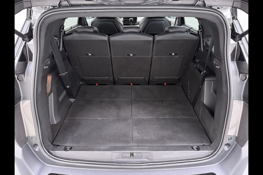 Peugeot 5008 131PK GT 7-Persoons Adap.Cruise 360°Camera 3D-Navi Ecc Apple Carplay Android Auto Keyless Black Pack Pdc Regen-Lichtsensor Privacy Glas Lmv Full-Led Isofix DAB Bluetooth Lane Assist Dodehoekdetectie 1e Eigenaar Dealeronderhouden Origineel Nederlandse Auto