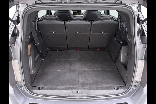 Peugeot 5008 131PK GT 7-Persoons Adap.Cruise 360°Camera 3D-Navi Ecc Apple Carplay Android Auto Keyless Black Pack Pdc Regen-Lichtsensor Privacy Glas Lmv Full-Led Isofix DAB Bluetooth Lane Assist Dodehoekdetectie 1e Eigenaar Dealeronderhouden Origineel Nederlandse Auto