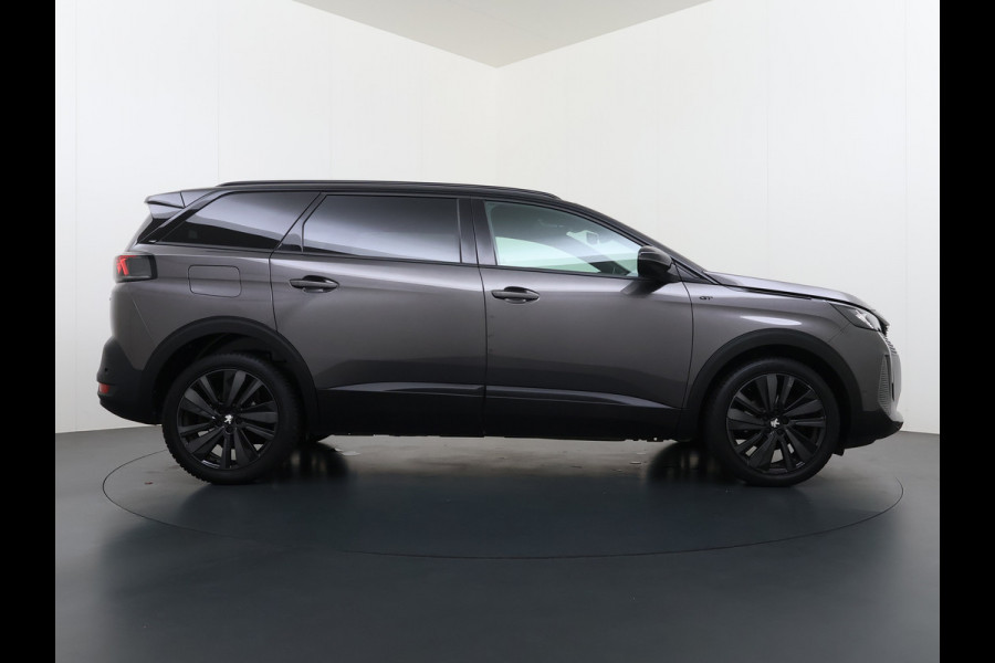 Peugeot 5008 131PK GT 7-Persoons Adap.Cruise 360°Camera 3D-Navi Ecc Apple Carplay Android Auto Keyless Black Pack Pdc Regen-Lichtsensor Privacy Glas Lmv Full-Led Isofix DAB Bluetooth Lane Assist Dodehoekdetectie 1e Eigenaar Dealeronderhouden Origineel Nederlandse Auto