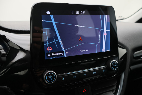 Ford Fiesta 1.1 Trend Cruise, Apple CarPlay, DAB, Lane Assist, PDC