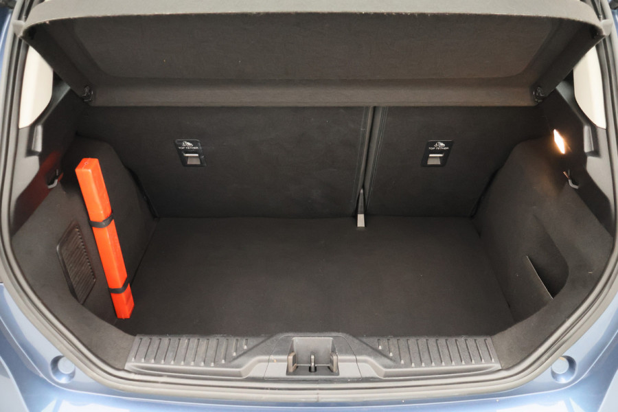 Ford Fiesta 1.1 Trend Cruise, Apple CarPlay, DAB, Lane Assist, PDC