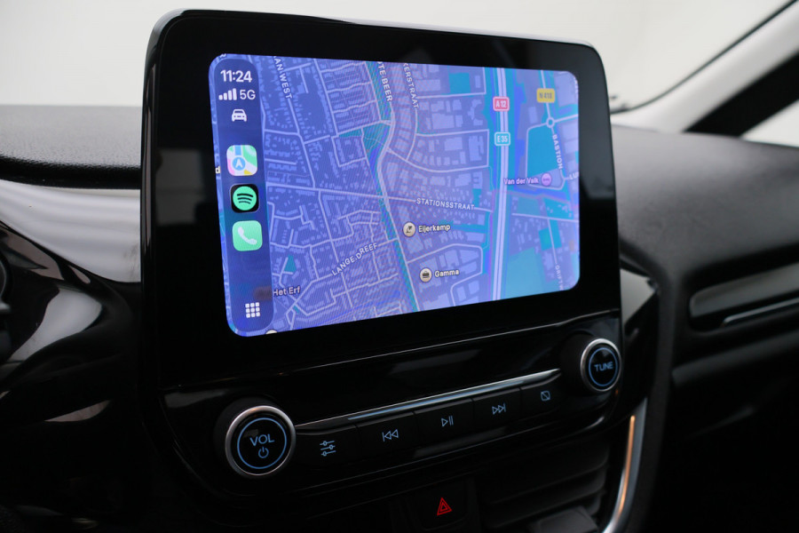 Ford Fiesta 1.1 Trend Cruise, Apple CarPlay, DAB, Lane Assist, PDC