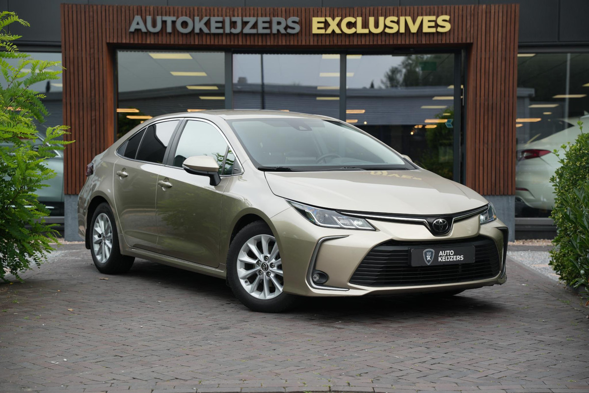Toyota Corolla 1.5 Cruise Clima LED Automaat!