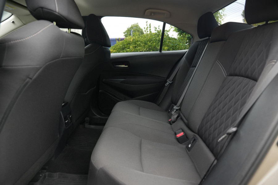 Toyota Corolla 1.5 Cruise Clima LED Automaat!