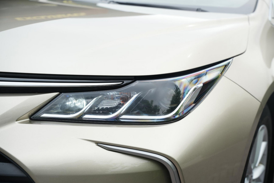 Toyota Corolla 1.5 Cruise Clima LED Automaat!