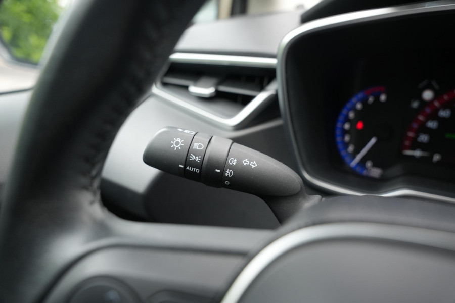 Toyota Corolla 1.5 Cruise Clima LED Automaat!