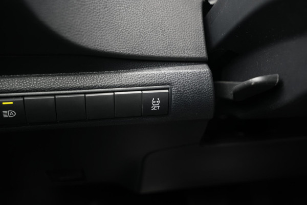 Toyota Corolla 1.5 Cruise Clima LED Automaat!