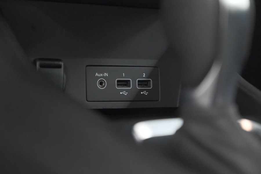 Renault Captur 1.6 E-Tech full hybrid 145 techno | Pack Full Screen | Camera | Navigatie | Parkeersensoren