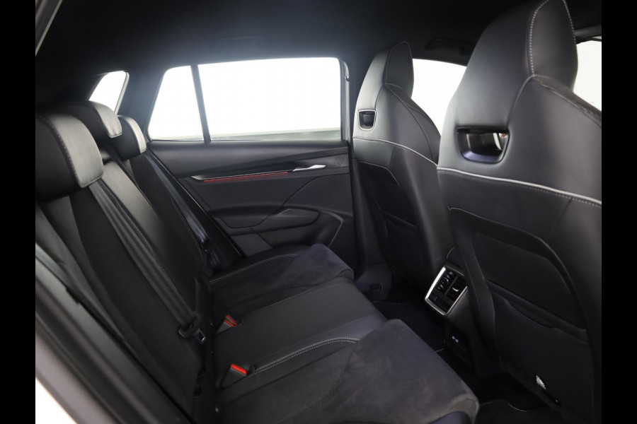 Škoda Elroq 85 Sportline 286 pk | Navigatie | Parkeersensoren | Achteruitrijcamera | Keyless | Matrix LED koplampen |