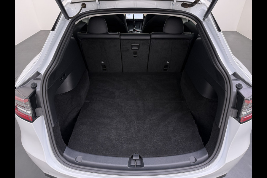Tesla Model Y Long Range AWD 75kWh 514PK Warmtepomp Stuur+Stoel+Achterbankverwarming Panoramadak Camera's Adap.Cruise Navi Ecc Premium-Audio L Keyless Intel Atom®-Processor Privacy Glas Lmv Matrix Led Dodehoekdetectie