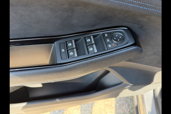 Renault Austral 1.2 E-Tech full hybrid 200 techno esprit Alpine Trekhaak / Virtual cockpit / CarPlay / Camera / P-sensoren rondom