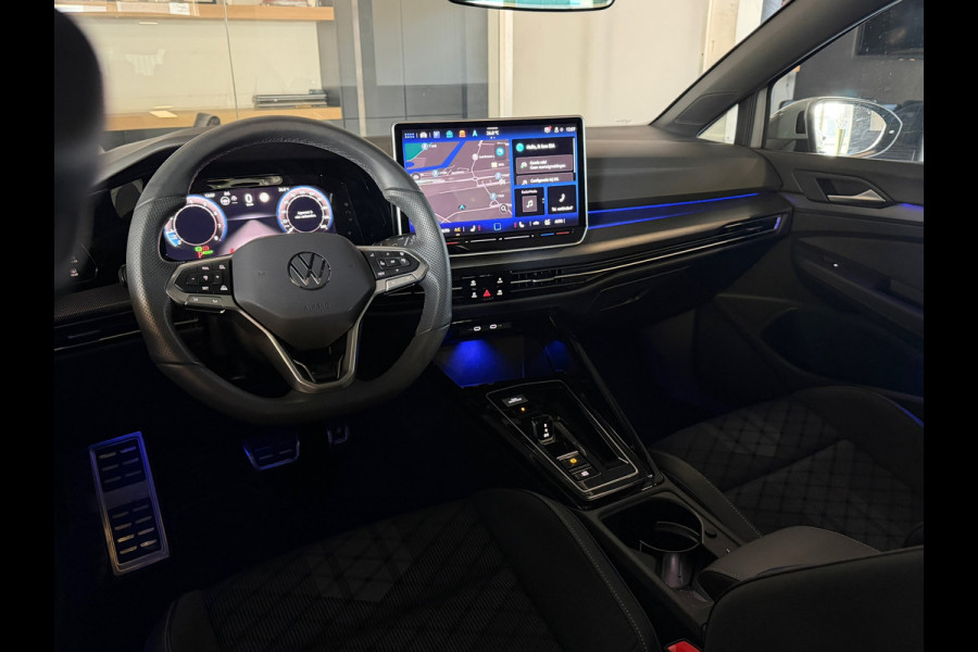 Volkswagen Golf 1.5 eTSI R-Line 8.5 Facelift Panorama ACC Camera