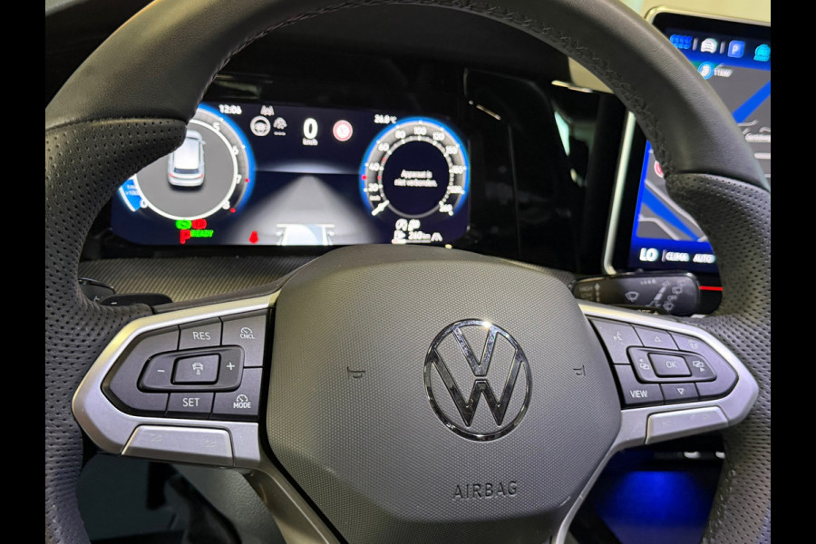 Volkswagen Golf 1.5 eTSI R-Line 8.5 Facelift Panorama ACC Camera