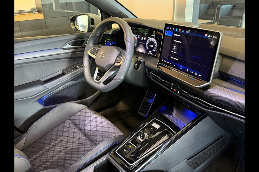 Volkswagen Golf 1.5 eTSI R-Line 8.5 Facelift Panorama ACC Camera