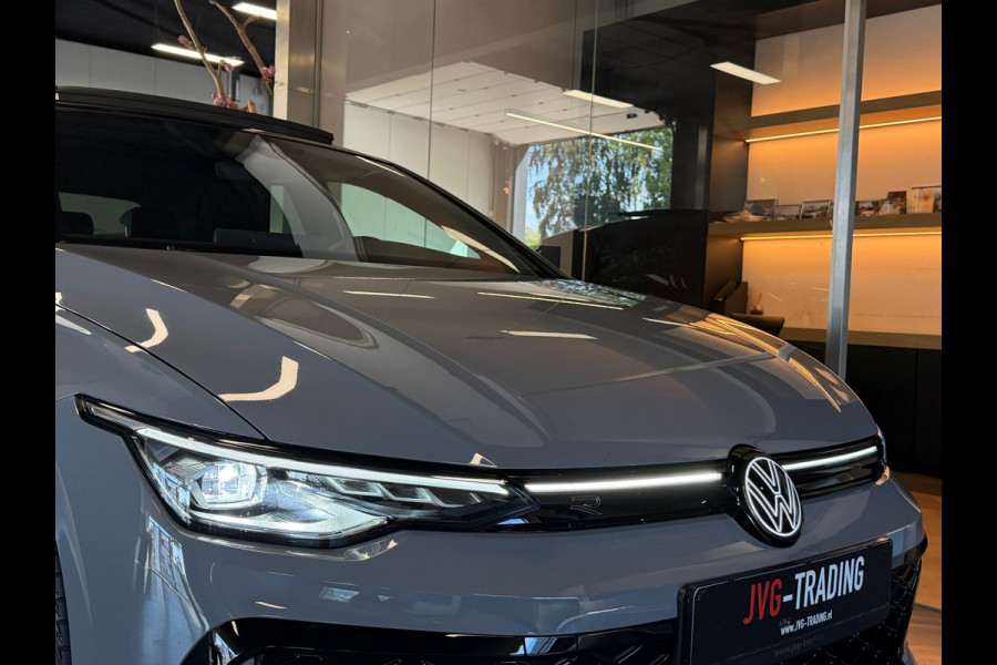 Volkswagen Golf 1.5 eTSI R-Line 8.5 Facelift Panorama ACC Camera