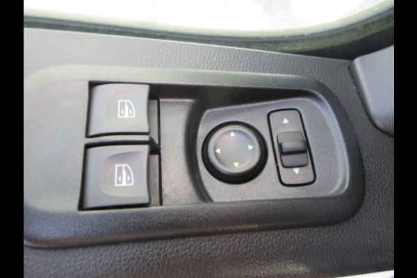 Renault Master T35 2.3 dCi 150 L2H2 DC 7 persoons dubbel cabine