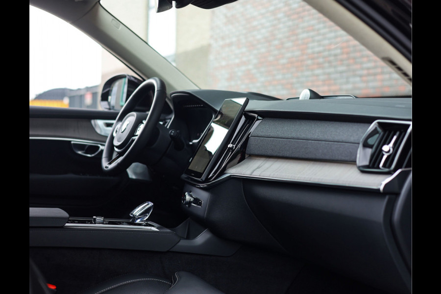 Volvo XC90 T8 AWD Ultra Bright | Pano - HUD - Bowers&Wilkins
