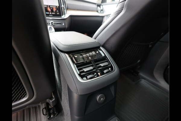 Volvo XC90 T8 AWD Ultra Bright | Pano - HUD - Bowers&Wilkins