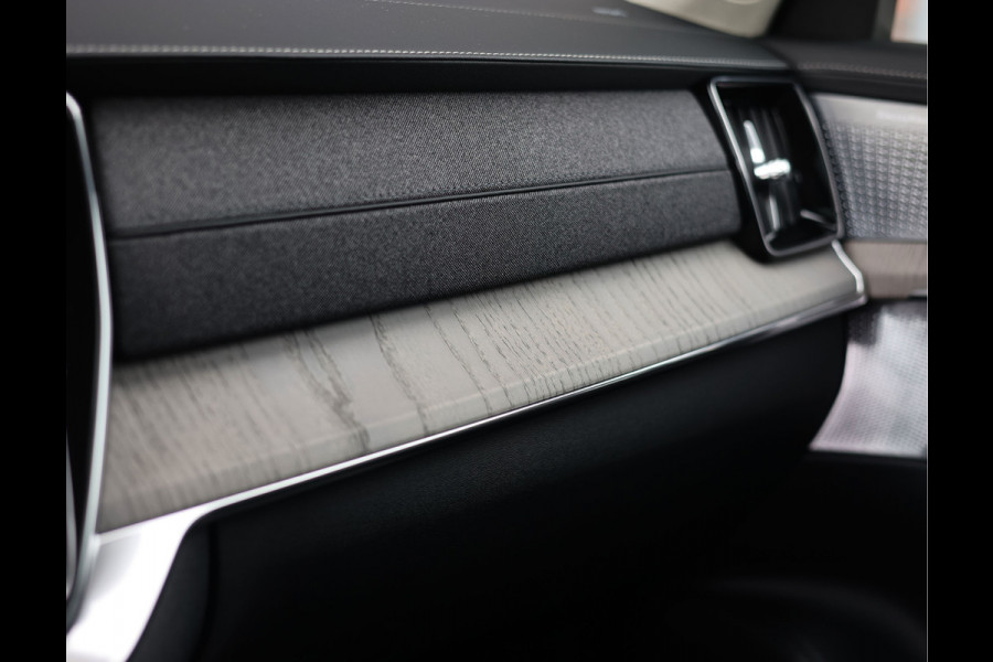Volvo XC90 T8 AWD Ultra Bright | Pano - HUD - Bowers&Wilkins