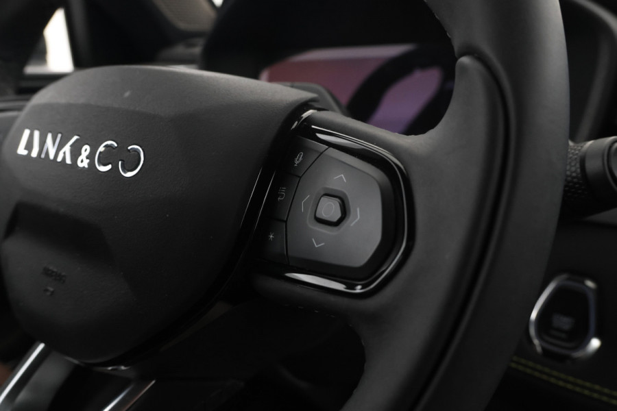 Lynk & Co 01 1.5 More Facelift! 360 cam, Elek, panorama, Stoelverwarming,
